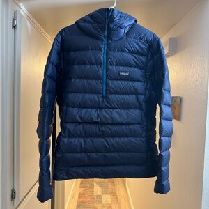 Patagonia Men’s Down Hoody Pullover